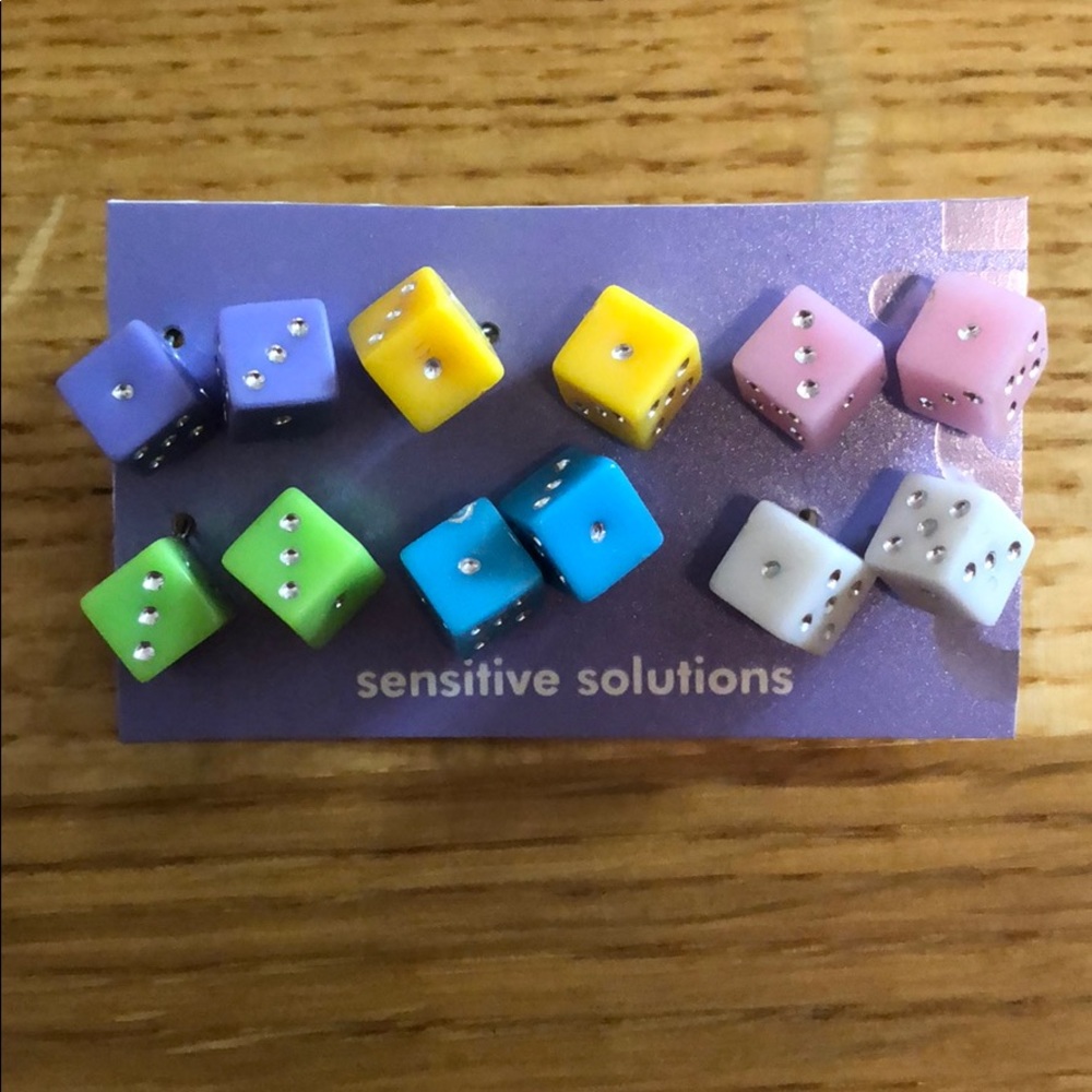 dice earrings